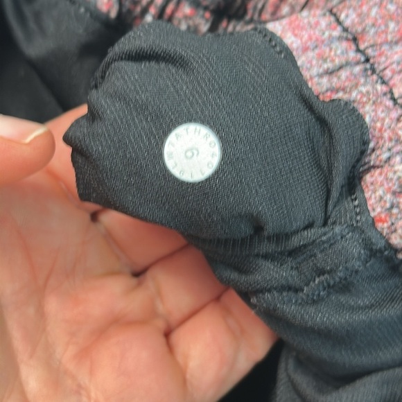 Lululemon Hotty Hot Short II *2.5" Azurite Poppy Coral Multi / Black - Picture 3 of 5